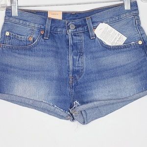Levi’s shorts